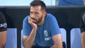 Corberán piensa