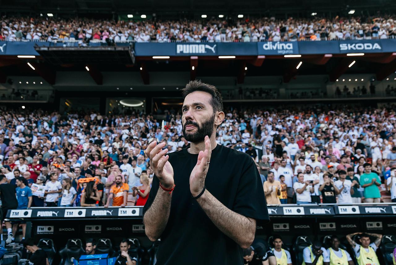 Corberán en Mestalla ante el Celta